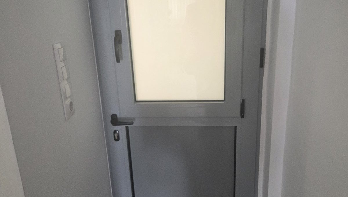 Copy of 0-02-05-93e258996cac7b6b99bea23055f101a0eb97105f920ebeab10e25b4cd52569c6_50a9765e36af8402